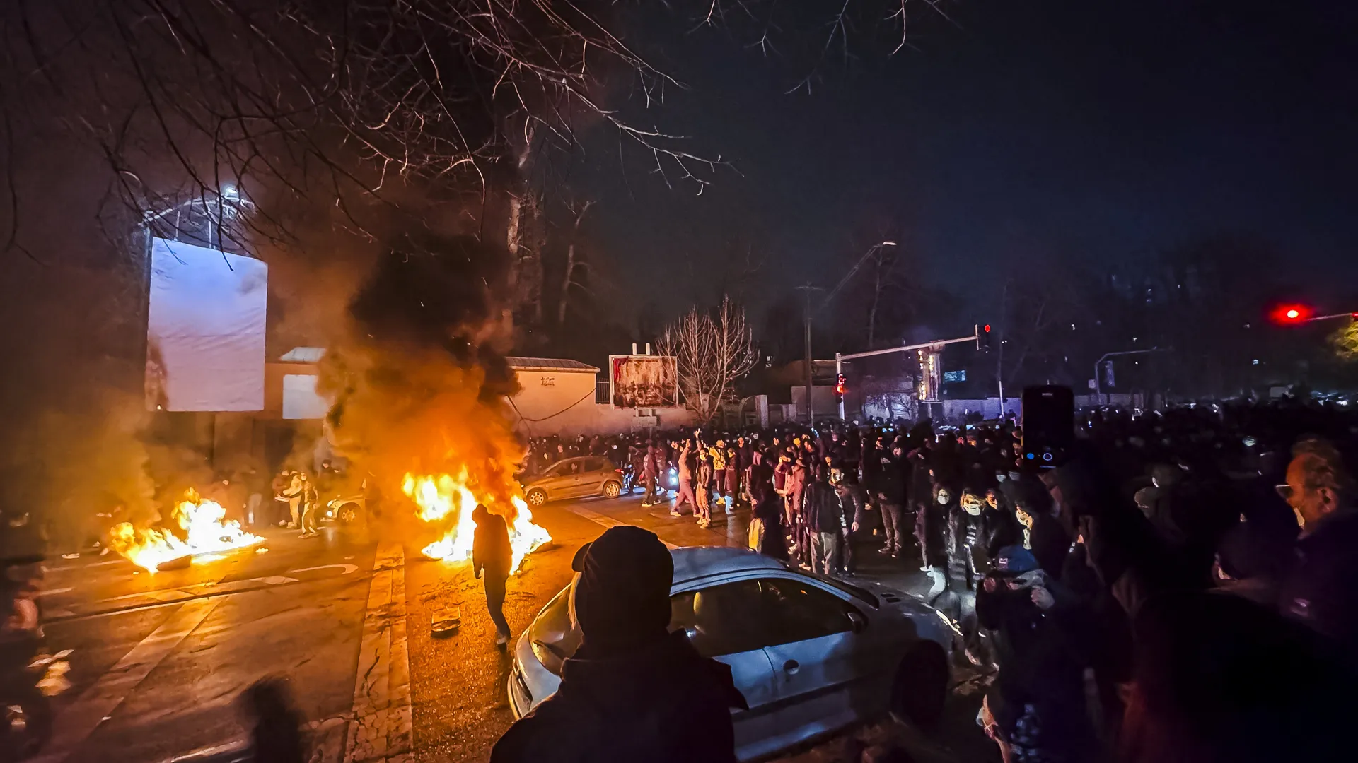 Iran unrest warning during Tehran protests